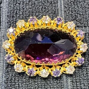 Vintage Elegant Gold and Purple Brooch